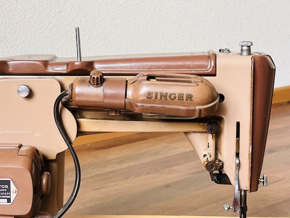 Fantastic Find Antique Vintage Model 306 Singer Semi