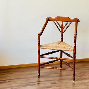 Antique Dutch Armchair Triangular Turned Bobbin Corner Chair Rush Seat Rustic