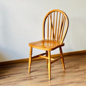 vintage Windsor dining chairs set of 4