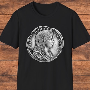 Cleopatra Coin Profile T-Shirt, Egyptian Queen Coin Design, I Don’t Seduce, I Conquer Shirt, Ancient Egypt Gift, History Enthusiast Gift
