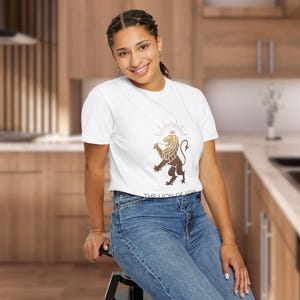 Golden Lion of Judah T-Shirt: Minimalist Christian Emblem Tee