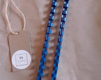 2 clamping rails paper pages clamp