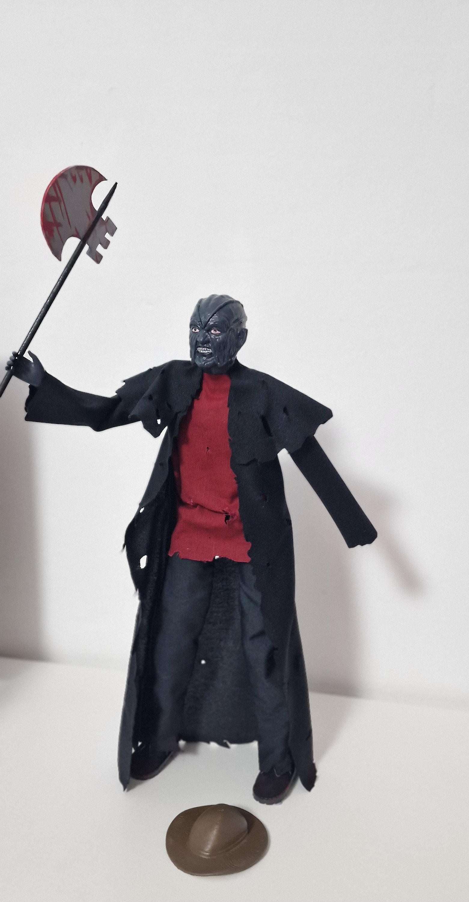 Jeepers Creepers Horror Figure 1/4 Scale With Weapon - Etsy