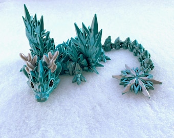 Articulated Winter Snowflake Dragon: 3D Printed Fidget Desk Decor
