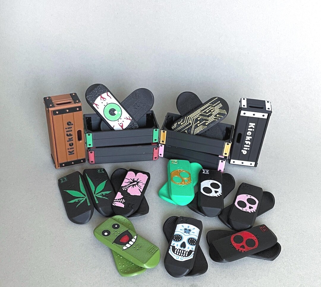 Kickflip Magnetic Fidget Skateboard - Etsy