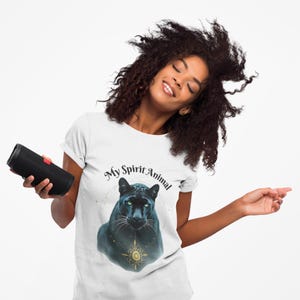 Mi animal espiritual, pantera - Camiseta con tótem de pantera negra mística - Camiseta con guía espiritual de trabajo con sombras - Camiseta gráfica espiritual unisex