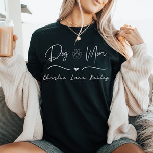 Custom Dog Mom tshirt, Personalized Dog Mom tshirt, Pet Lover, Dog Mom Gift, Gift for Dog Mom, Gift for Mom, Custom Dog Mom Shirt, Dog Lover