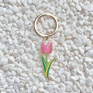 Tulip Soft Enamel Keychain, Blossom Metal Keyring, Floral Gold Keyholder, Botanical Jewelry, Flower Key Fob, Plant Lover Accessory Gift