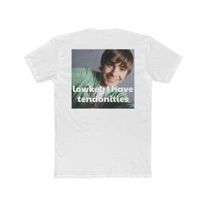 zac efron has tendonitis backside t-thirt image 1