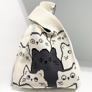 Knot Bag Japanese Style Knitted Tote Wrist Handbag Handmade Project Bag for Knitters Crochet Practical Small Gift Idea for Christmas Present
