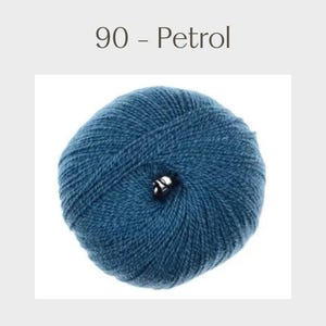 Wool Cotton Blend Aktiv Fine Cotton Fingering Weight Soft Yarn Breathable for Crochet Baby Blanket Project Knitting Sock Nylon Washable Wool