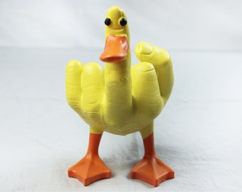 Middle finger duck statue - duck you - spoof middle finger desktop decoration - resin crafts ornaments