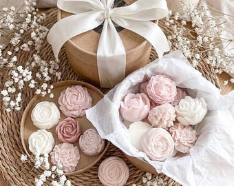 Confezione regalo di cialde di cera profumata a forma di fiore 120g | Cialde di cera profumata fatte a mano | Scegli la tua fragranza | Cialde di cera a forma di fiore | Regalo profumato per la casa | Tartine di cera