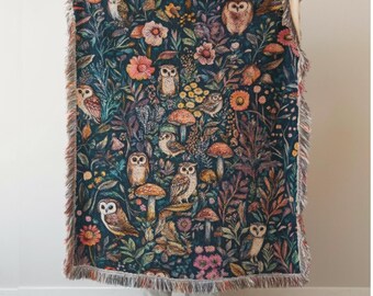 Cottagecore owls Forest Animal Blanket: Woven Cotton Woodland Throw