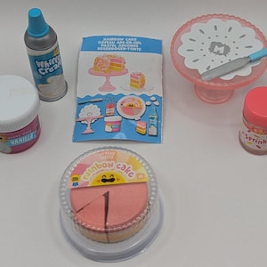 Miniverse Make It Mini Food Diner Series 3, Wave 2 - RAINBOW CAKE