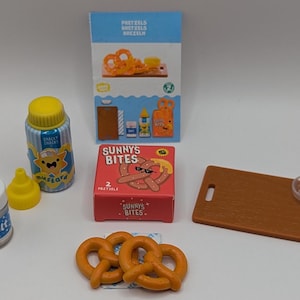Miniverse Make It Mini Food Café Series 2, Wave 2 - PRETZELS