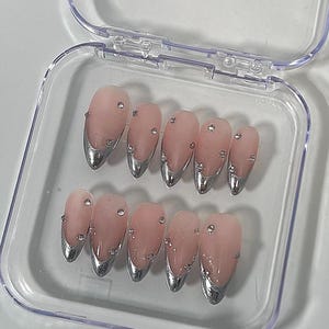 Chrome French tips / Press on nails/ Handmade press on nails/ Gel nails/ quality press ons/ vacation nails/ 3d nails/ chrome nails/ nail art