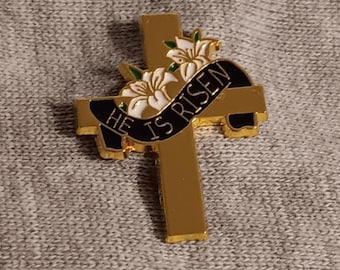 Il est ressuscité, épingle croisée