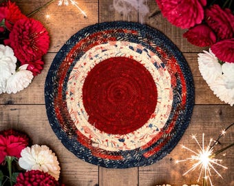ONAFHANKELIJKHEIDSRINGEN onderzetter opgerolde stof gewikkeld 7,5" ronde patriottische keukendecor Americana tafel Accent America 250 Fourth of July