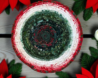 CHRISTMAS TRIVET 7.5" Coiled Fabric  Red Green White Rope Round, Heat-Resistant Table Protector, Coordinates with 12" Round