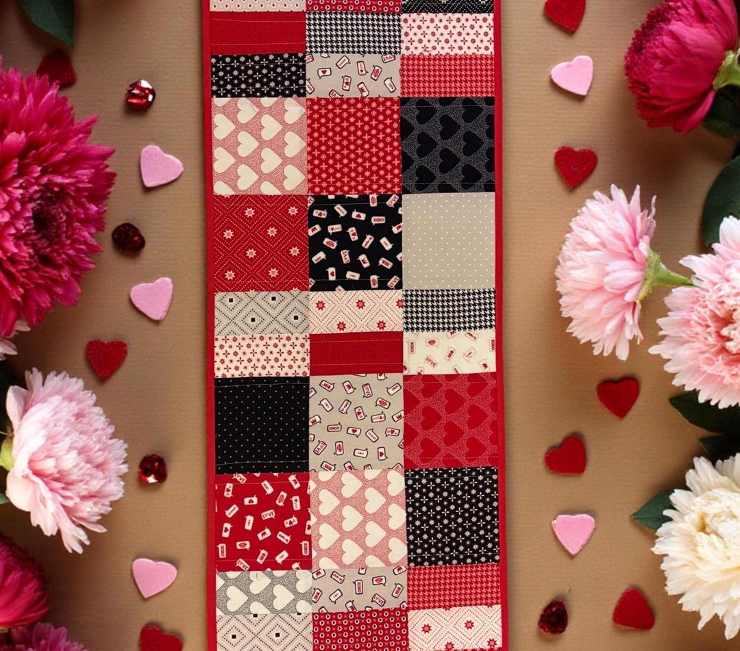 XOXO VALENTINES DAY Quilted Table Runner – Pink & Red Patchwork Decor ...