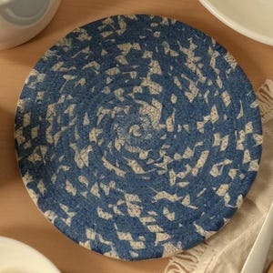 TRIVET 7.5" Round - Fabric Wrapped, Heat-Resistant, Stylish Kitchen Decor, Perfect for Hot Dishes and Pots, Candle/Vase Base Mousepad