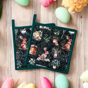 HÄSCHEN-OSTER-Topflappen gequiltet, 20x20 cm, 2er-Set, Loop-Aufhänger