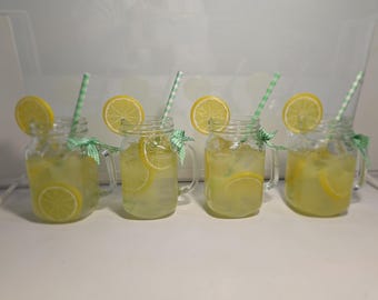 Nepgrote limonade met glazen pot mok - zomers gelaagd dienblad decor - nep citroendrank display - keuken en boerderij zomerdecoratie