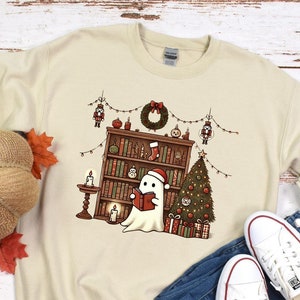 Christmas Retro Ghosts Reading Books Sweatshirts Sweatshirts Teacher Librarian Christmas Gift Winter Season Trendy Christmas Book Lover