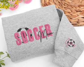Sudadera personalizada para mamá futbolera con nombre de niño en la manga, cuello redondo para mamá futbolera, temporada de fútbol de otoño, regalo de Navidad personalizado para mamá