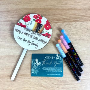 Personalized Teacher Plant Sign: Wooden Gift Card Holder