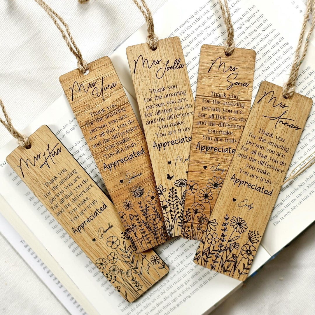 Personalized Teacher Bookmark: Rustic Plywood Gift for Students - Etsy