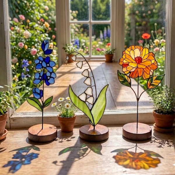Stained Glass Birth Flower Plant Stake | Personalized Birth Month Floral Suncatcher | Birth Flower Gift| Unique Gift for Birthday, Thank You