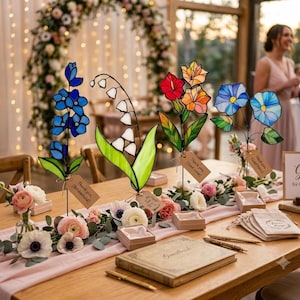 Birth Month Flower Wedding Stained Glass with Stand - Personalized Wedding Favor, Bridesmaid Proposal Gift, Unique Floral Wedding Decor