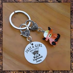 Highland Cow Keychain: Animal Bag Charm, 'Just A Girl Who Loves Highland Cows'