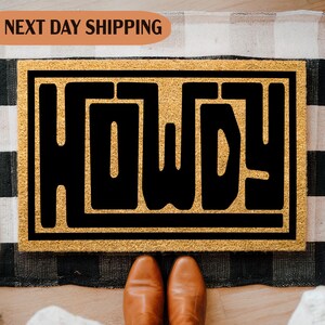 Howdy Doormat, Western Door Mat, Housewarming Gift, Welcome Mat, Cowboy Doormat, Front Porch Mat, Western Gift, Home Decor, Patio Decor