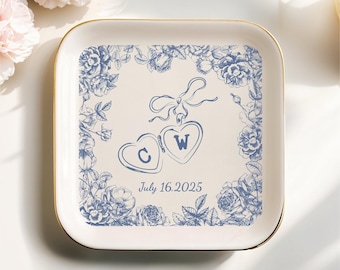 Personalized Initial Ring Dish, Newlywed Gifts, Jewelry Dish, Anniversary Gift, Gift for Wife, Customized Gift, Custom Locked Ring Dish