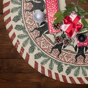 Krampus Gothic Christmas Tree Skirt, Dark Holiday Decor, Spooky Xmas Tree Mat, Unique Winter Home Accent, Festive Occult Gift