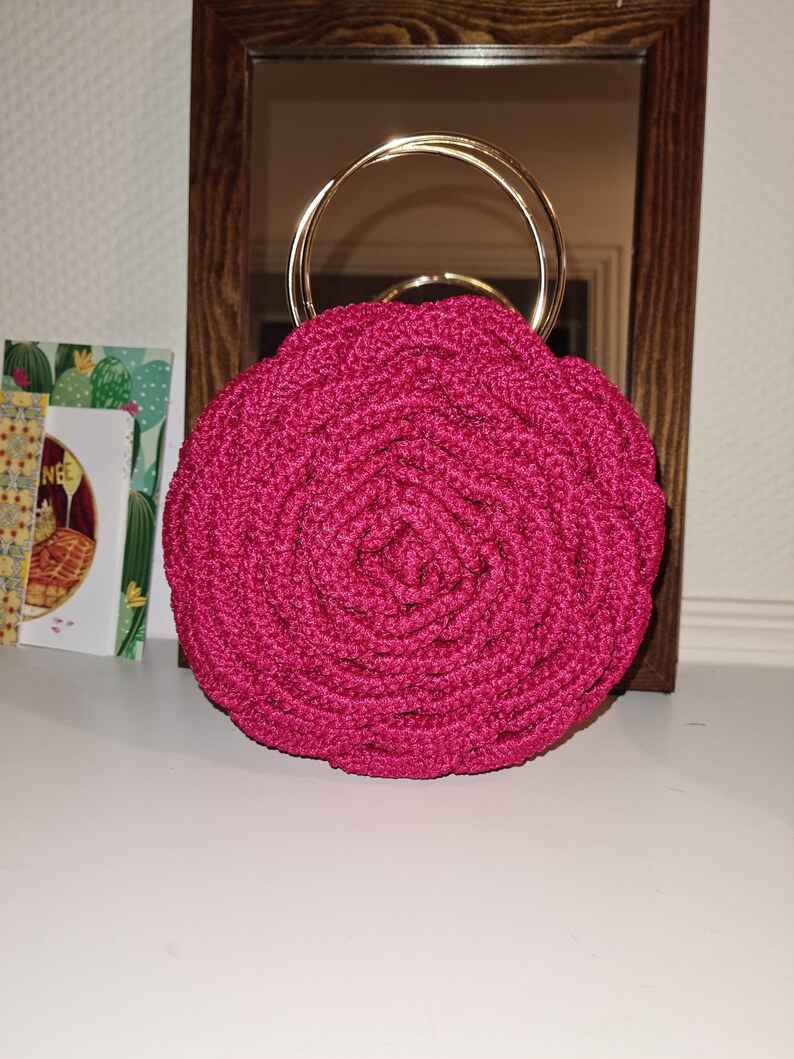 Sac à main au crochet image 4