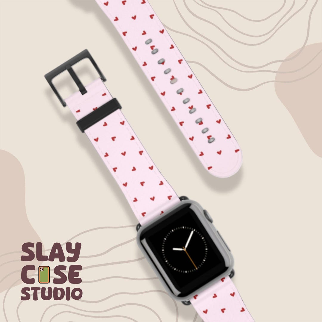 かわいいライトピンクのハート柄のApple Watchバンド。Apple Watch 