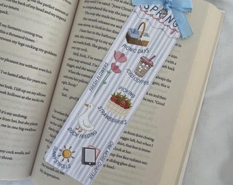 Spring Reading Bookmark | Book Lover | Readers Gift | Bookish