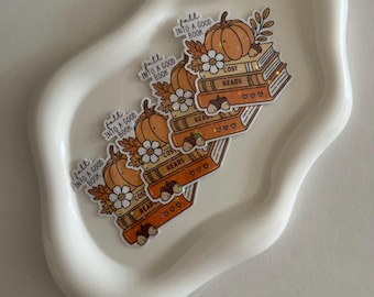 Fall Into A Good Booke Sticker | Autumn | Cosy | Kindle Girlie | Readers Gift | Stickers