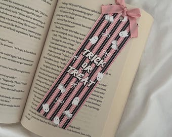 Trick Or Treat Bookmark | Halloween | Spooky | Ghost |Autumn Bookmark | Cosy Bookmarks | Fall | Book Lovers | Bookish Gift