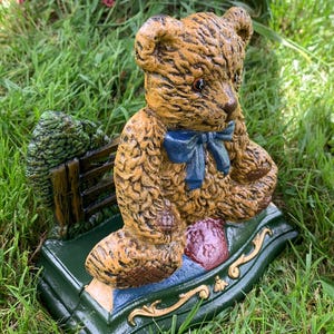 Tope de puerta grande de hierro fundido de 18 cm, portacartas/periódicos, forma de osito de peluche para chimenea
