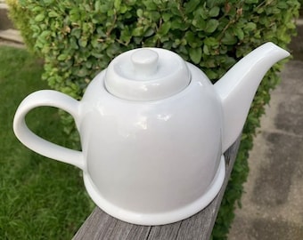 Stylish White Vintage 1950s Retro Teapot 600mls Excellent Condition