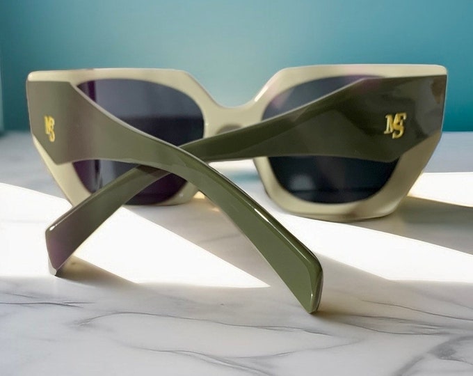Prestige Large SunGlasses . MFS for Her. Trending SunShades EyeWear.