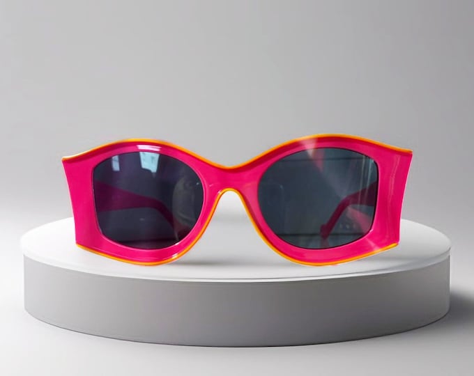 Trendy Fashion  SunGlasses for her. MFS trending SunShades.