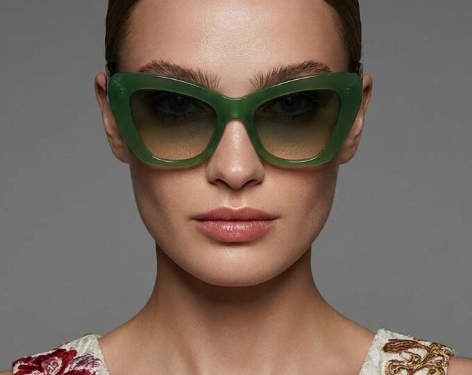 Trendy CatEye Frame SunGlasses. MFS  for HER.