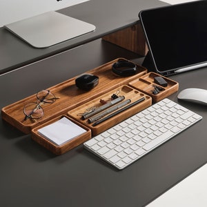 Organizador de escritorio de madera de haya hecho a mano: bandeja minimalista para oficina