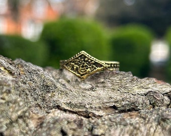 Dark Souls Ring of Favor and Protection | Video Game Cosplay | Gold Medieval Ring | Antique Mens Ring | Souls Series | Dark Antique Ring